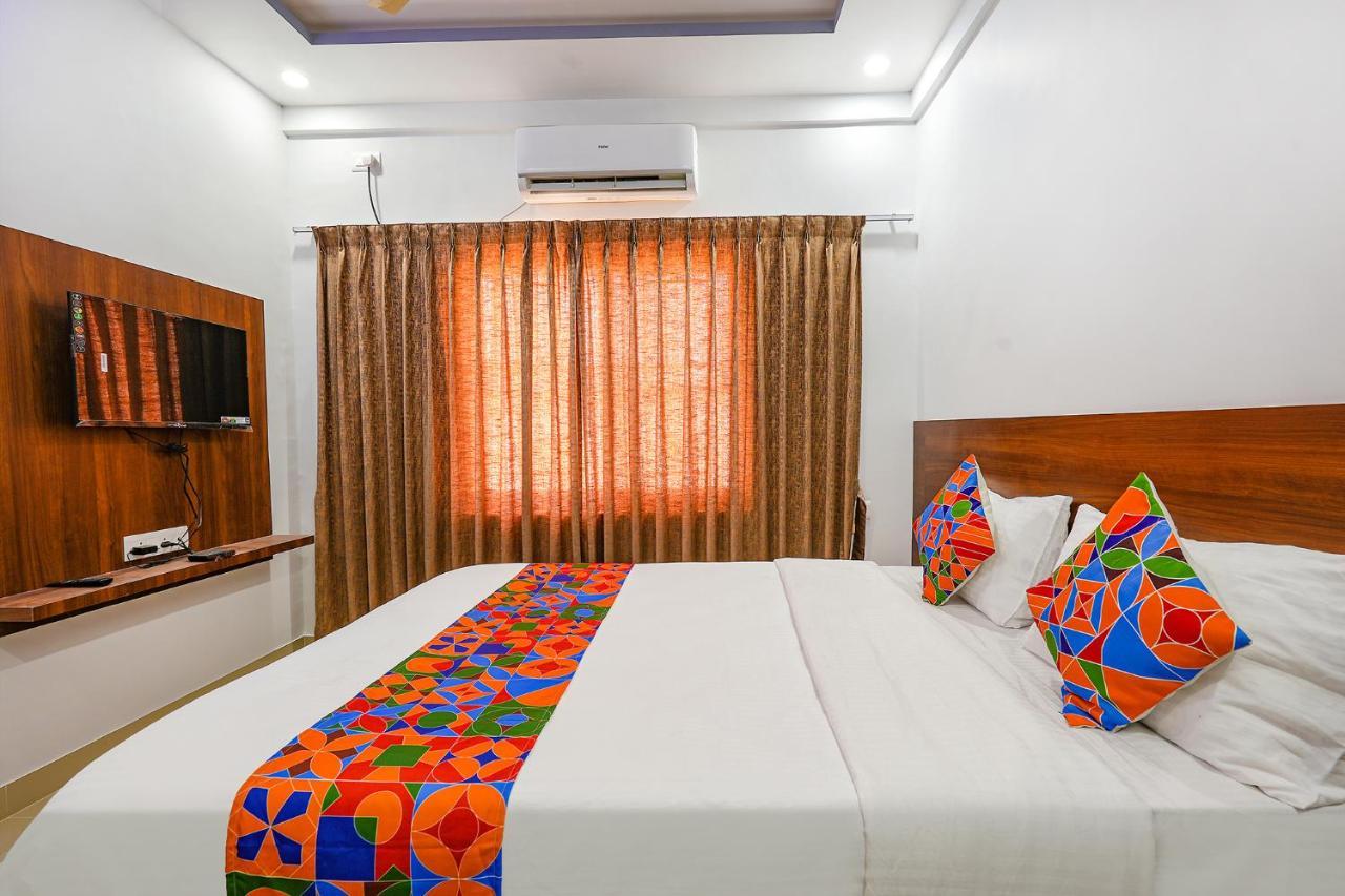 Fabhotel Whitefield Suites Bangalore Bagian luar foto