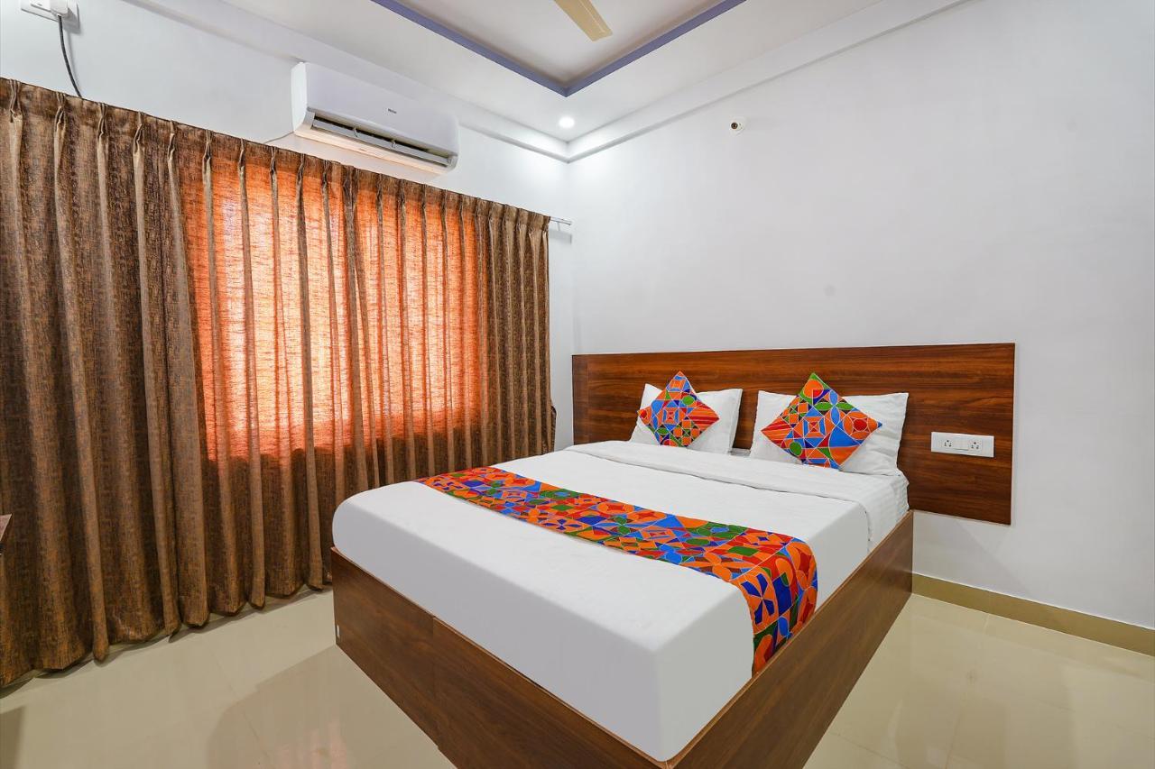 Fabhotel Whitefield Suites Bangalore Bagian luar foto